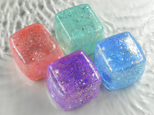 Squeezie "Glitter Cube" /Anti Stress Knetbälle