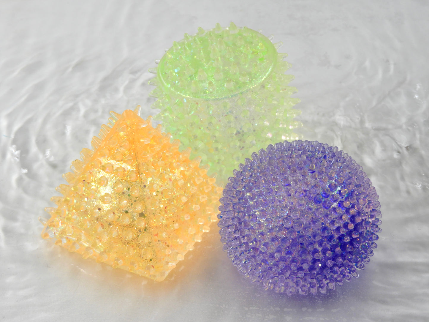 Squeezie "triangle/round/oval" / anti-stress kneading balls