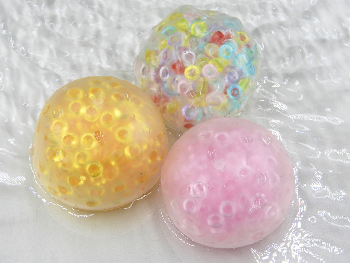 Squeezie "Fishbowl beads" /Anti Stress Knetbälle